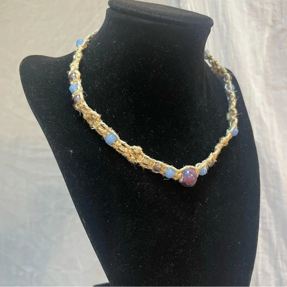 NWT Handmade by Me Macraméd Natural Hemp Purple & Blue Choker Necklace - Picture 3 of 10